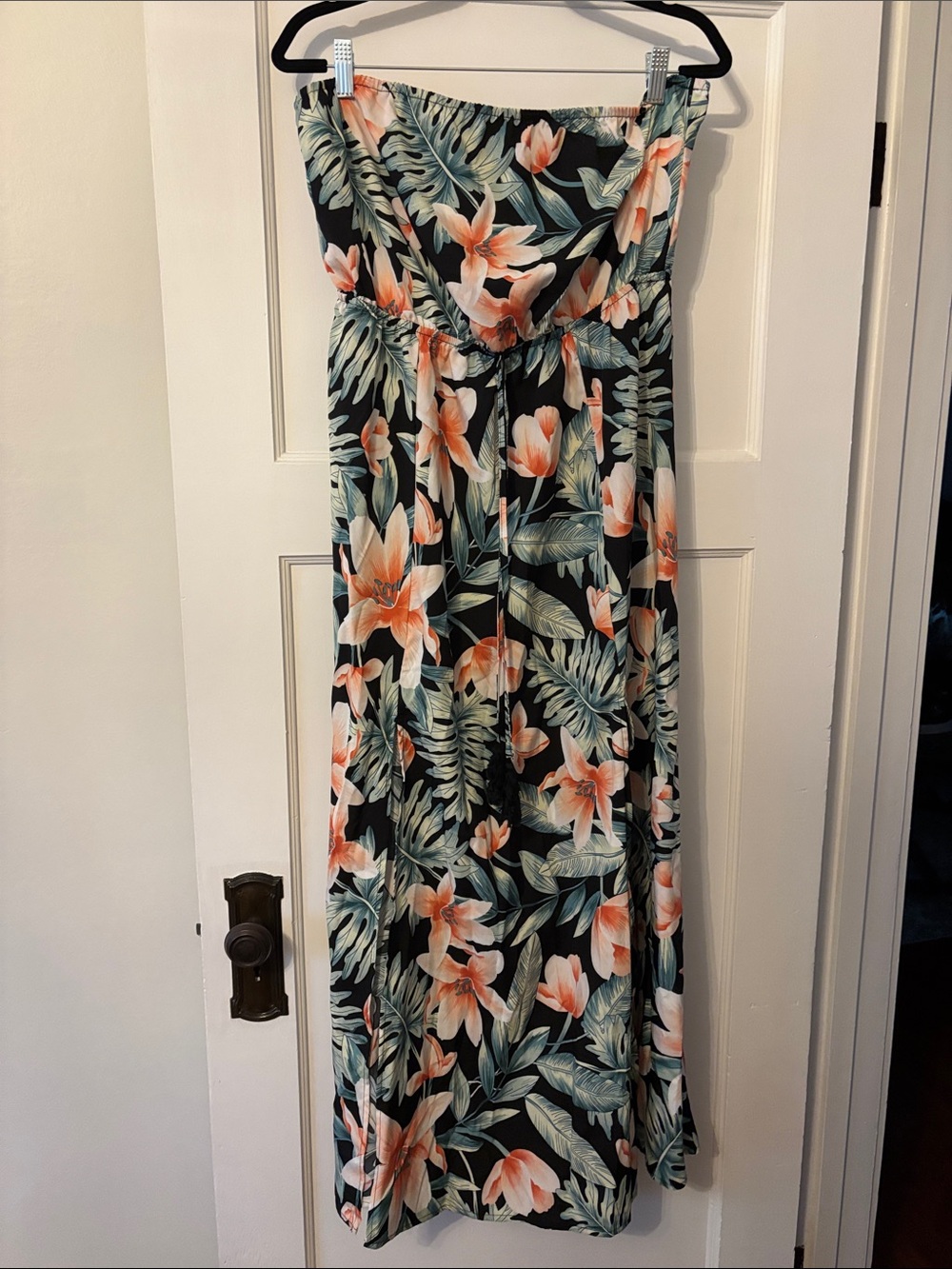 SHEIN Black Strapless Maxi Dress with Peach Floral Print